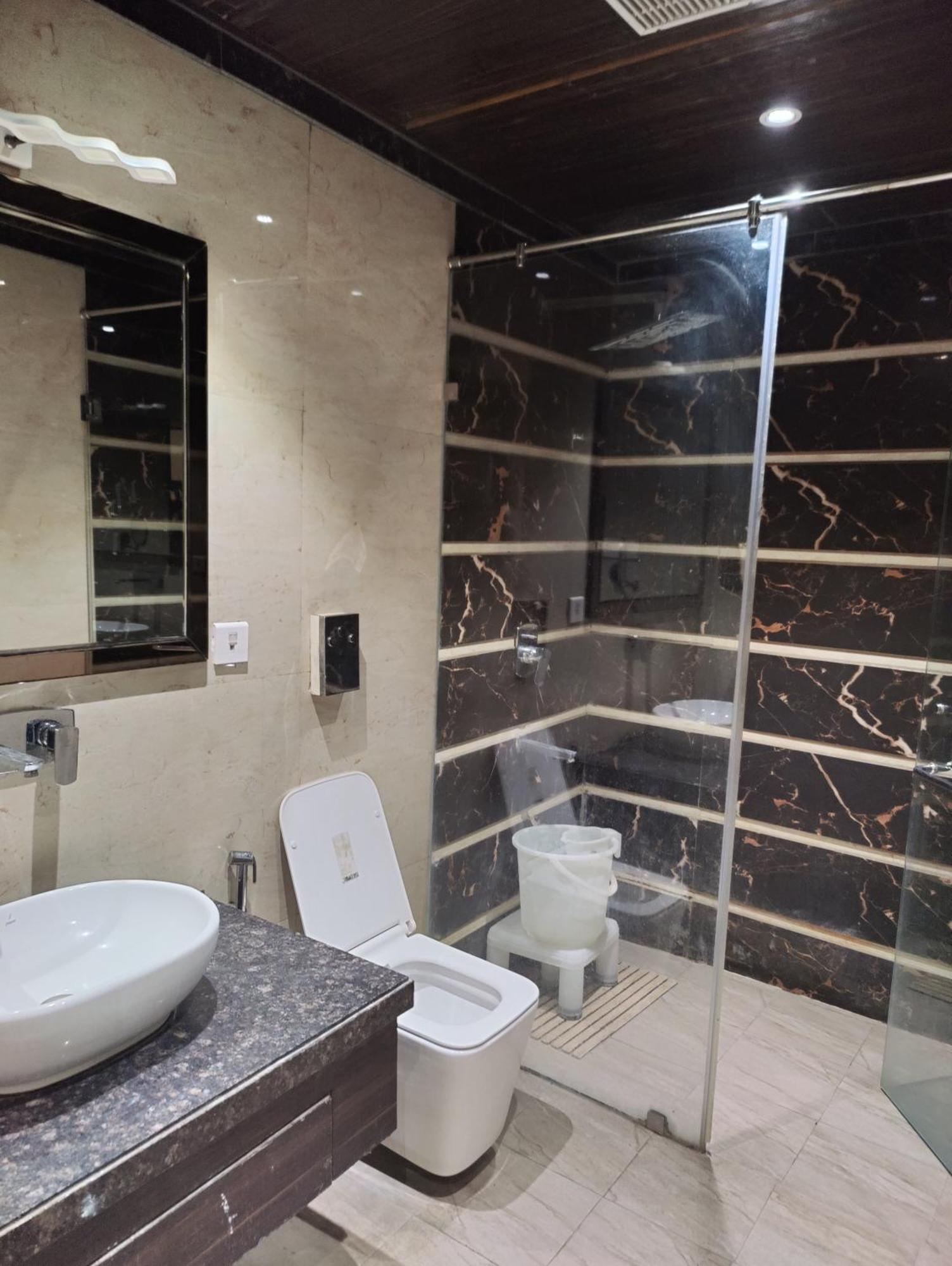Hotel Sanjay Galaxy,Kanpur Exterior photo